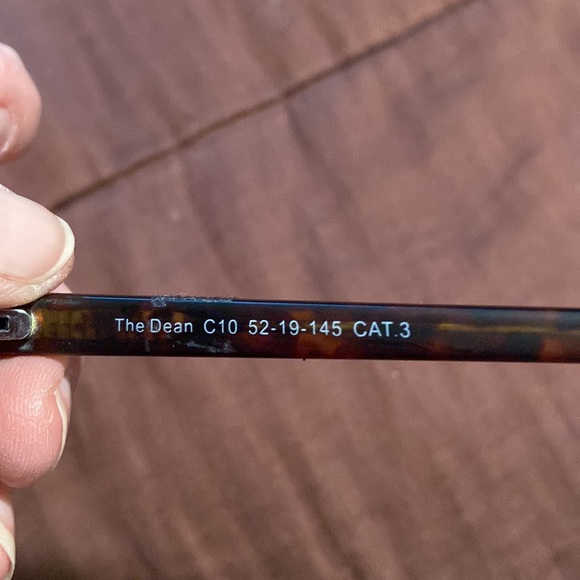 Tortoise Shell Sunglasses by Prive’ Revaux Brand. - Picture 10 of 10